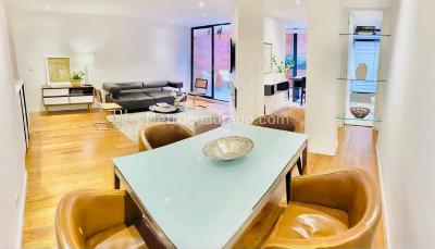 Apartamento de 2 alcobas en venta en Chico Navarra, Bogotá, 75 m² · foto 2 de 19
