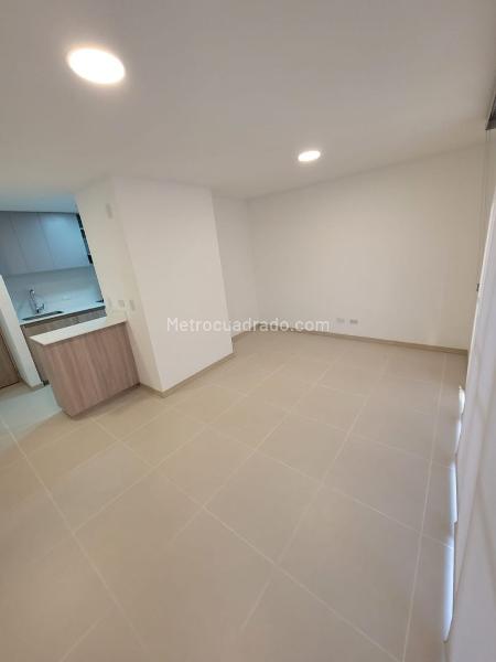 Estudio Moderno de 1 Alcoba con Baño Privado en Los Colores - 8