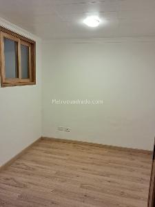 Apartamento de 1 alcoba en arriendo en La Carolina Santa Barbara, Bogotá, 30 m² · foto 8 de 10