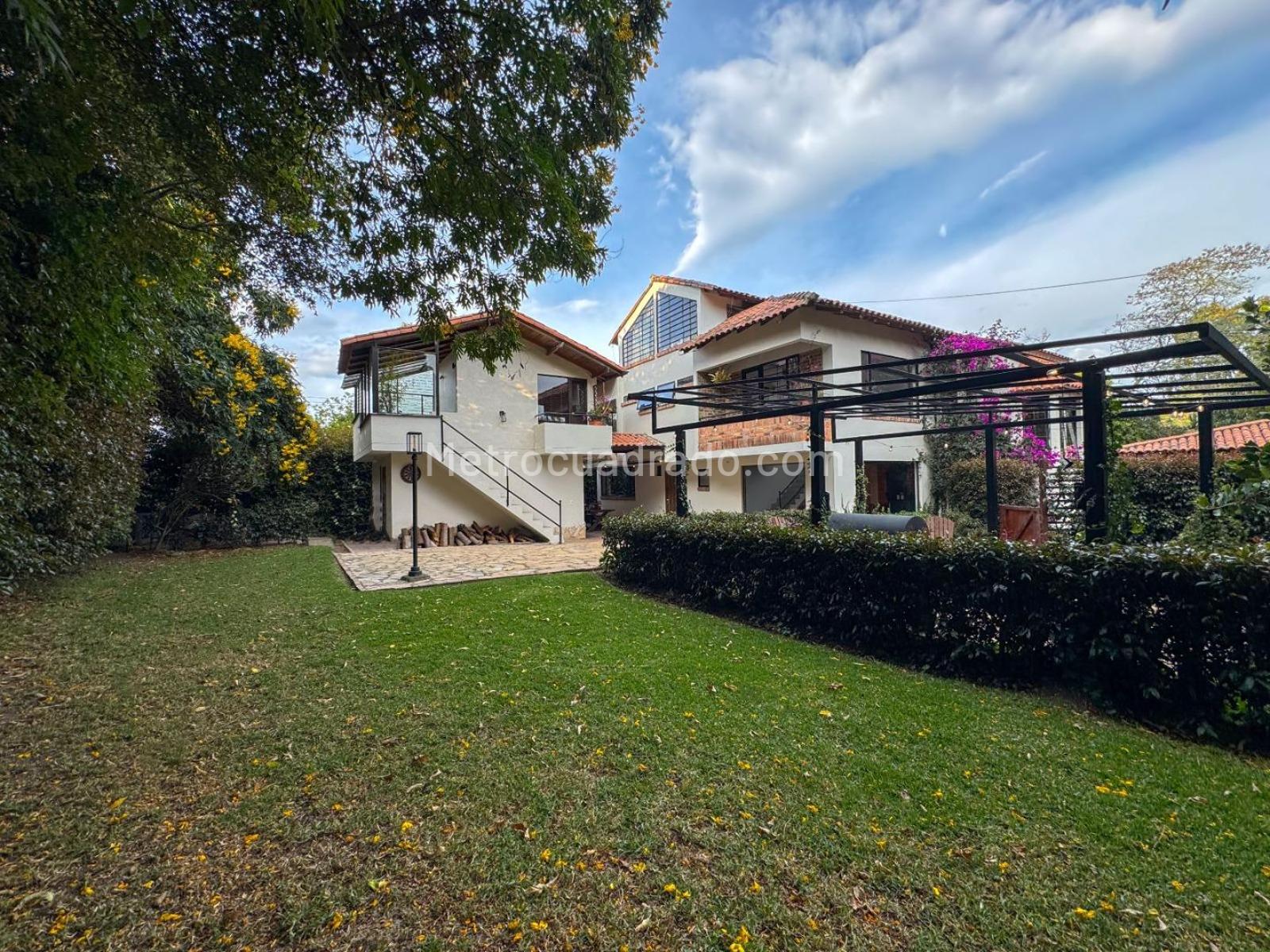 Casa en Venta  Arrayanes suba la lomita Guaymaral