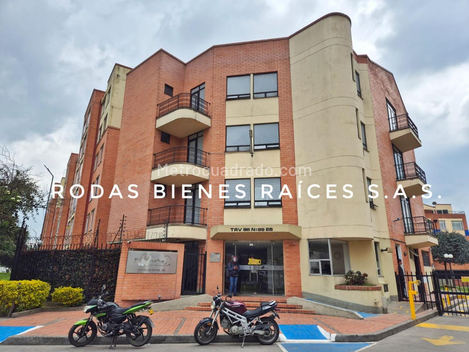 Casa en Venta  CLUB LOS LAGARTOS Cerros de Suba