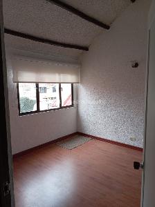 Casa de 3 alcobas en arriendo en Villa Magdala, Bogotá, 145 m² · foto 3 de 20