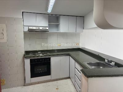 Apartamento de 1 alcoba en venta en Poblado De San Marcos, Girardot, 91 m² · foto 3 de 18