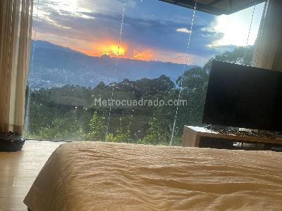 Casa de 3 alcobas en venta en Urbanizacion Mirador Del Poblado, Medellín, 412 m² · foto 18 de 20