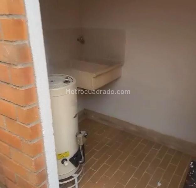 Piso – Envigado, Valle de Aburrá - Más