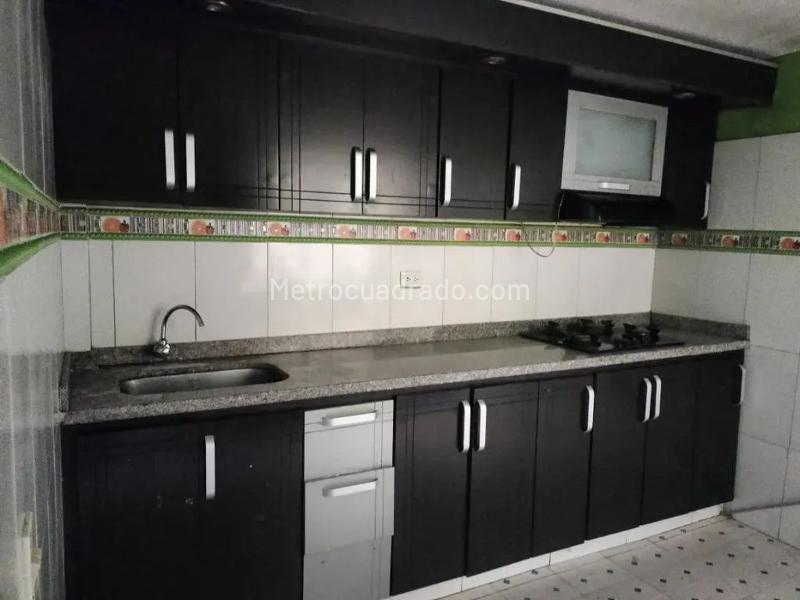 Casa en Venta, Tunjuelito  Samore  cerca al Carmen Venecia y la Alqueria, Bogotá D.C. – pohled 6