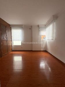 Apartamento de 3 alcobas en venta en Britalia Norte, Bogotá, 69 m² · foto 2 de 20