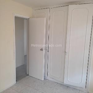 Apartaestudio en venta en Las Ferias, Bogotá, 32 m² · foto 4 de 8