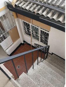 Casa de 5 alcobas en venta en Cambulos, Girardot, 95 m² · foto 13 de 14