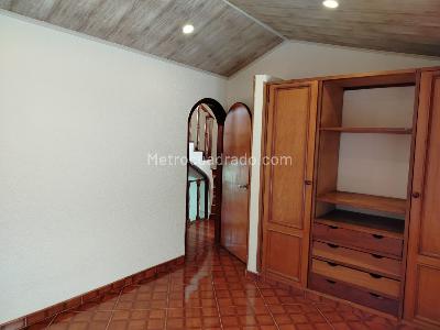 Casa de 4 alcobas en venta en Gilmar, Bogotá, 210 m² · foto 7 de 20
