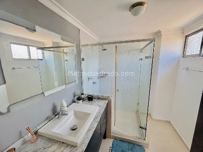 Apartamento de 4 alcobas en venta en Crespo, Cartagena, 151 m² · foto 5 de 10