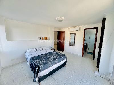 Apartamento de 4 alcobas en venta en Crespo, Cartagena, 151 m² · foto 4 de 10