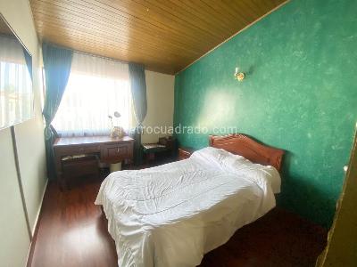 Casa de 5 alcobas en venta en Las Villas Bulevar, Bogotá, 257 m² · foto 11 de 11