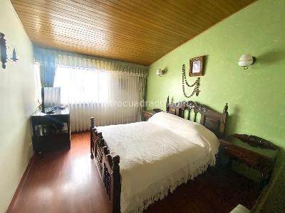 Casa de 5 alcobas en venta en Las Villas Bulevar, Bogotá, 257 m² · foto 9 de 11