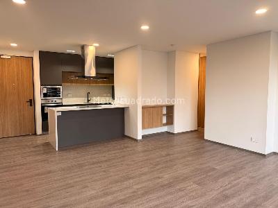 Apartamento en venta en Ciudad Salitre, Bogotá · foto 3 de 19