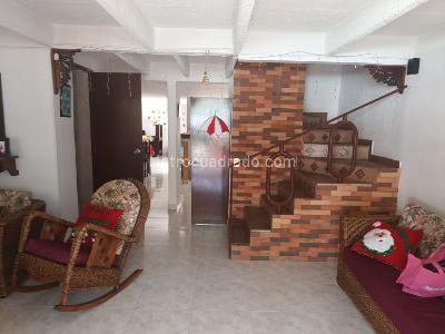 Casa de 3 alcobas en venta en Condominio Bello Horizonte, Girardot, 90 m² · foto 3 de 10