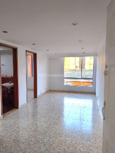 Apartamento de 2 alcobas en venta en Parques De Castilla 3, Bogotá, 36 m² · foto 2 de 20