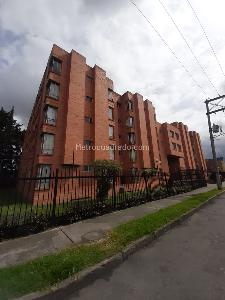 Apartamento en venta en Portales De Villa Luz, Bogotá · foto 11 de 20