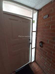 Apartamento en venta en Portales De Villa Luz, Bogotá · foto 14 de 20