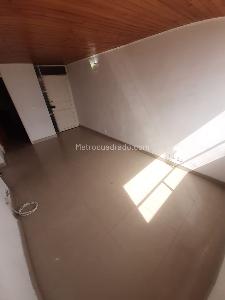 Apartamento en venta en Portales De Villa Luz, Bogotá · foto 4 de 20