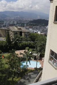 Apartamento de 2 alcobas en venta en El Poblado, Medellín, 55 m² · foto 10 de 16