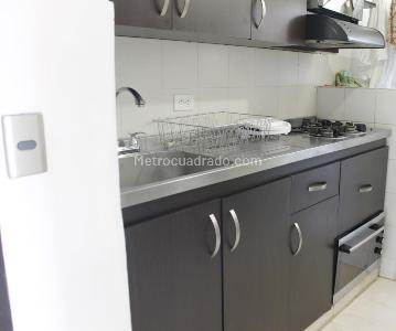 Apartamento de 2 alcobas en venta en El Poblado, Medellín, 55 m² · foto 7 de 16