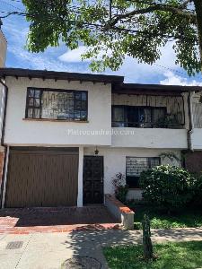 Casa de 5 alcobas en venta en Belen Malibu, Medellín, 220 m² · foto 18 de 18