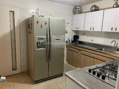 Casa de 5 alcobas en venta en Belen Malibu, Medellín, 220 m² · foto 7 de 18