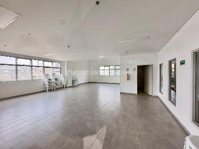 Apartamento en venta en La Felicidad, Bogotá · foto 16 de 18