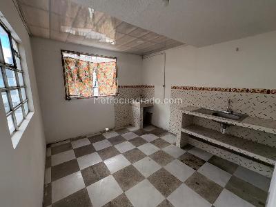 Casa de 5 alcobas en venta en Santa Rita, Bogotá, 140 m² · foto 13 de 20