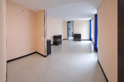 Casa de 5 alcobas en venta en Castilla, Bogotá, 224 m² · foto 12 de 20