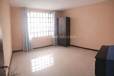 Casa de 5 alcobas en venta en Castilla, Bogotá, 224 m² · foto 15 de 20