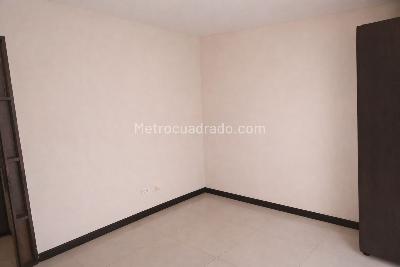 Casa de 5 alcobas en venta en Castilla, Bogotá, 224 m² · foto 17 de 20