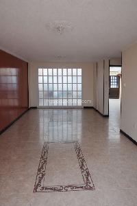 Casa de 5 alcobas en venta en Castilla, Bogotá, 224 m² · foto 5 de 20
