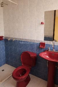 Casa de 5 alcobas en venta en Castilla, Bogotá, 224 m² · foto 8 de 20