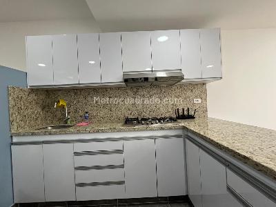Casa en venta en Calleja Alta, Bogotá · foto 7 de 16