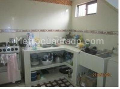 Casa de 5 alcobas en venta en Ciudadela Las Americas, Ibagué, 132 m² · foto 6 de 9