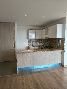 Apartamento de 1 alcoba en venta en Suba Ilarco Puente Largo, Bogotá, 66 m² · foto 3 de 13