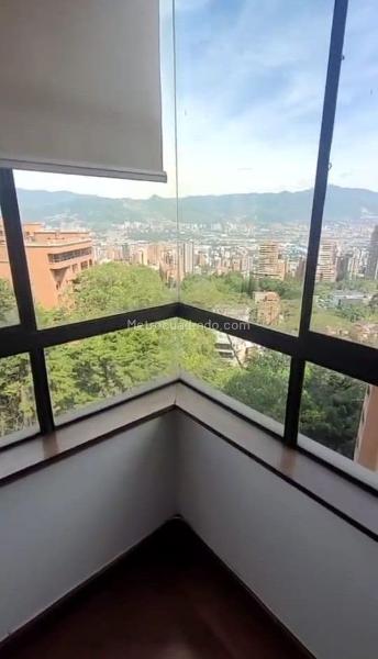 Bright 2BR Apartment in El Poblado El Tesoro - 8
