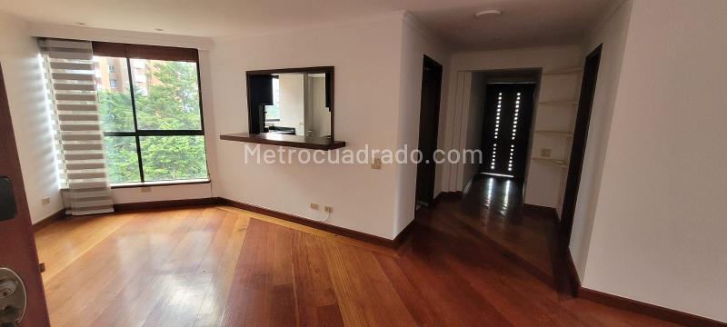 Bright 2BR Apartment in El Poblado El Tesoro - 2