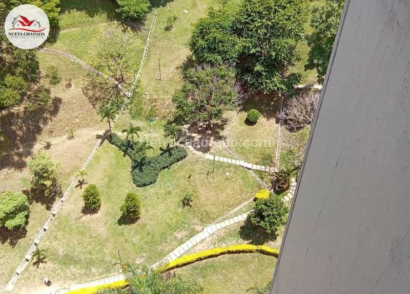 High-Floor 3BR Apartment in Belún La Mota - 5