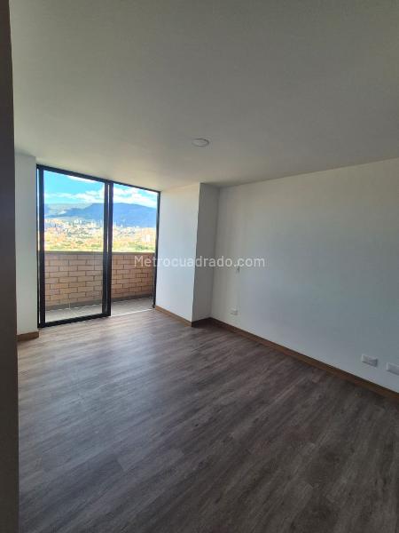 Apartamento en arriendo de 3 habitaciones en El Diamante 2 - 8