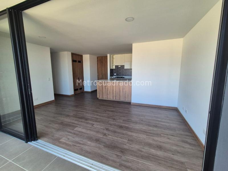 Apartamento en arriendo de 3 habitaciones en El Diamante 2 - 5