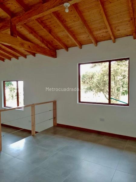 Casa de 2 Alcobas en Santa Elena, Medellín - 4