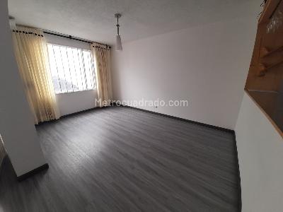 Casa en venta en Modelia Occidental, Bogotá · foto 2 de 20