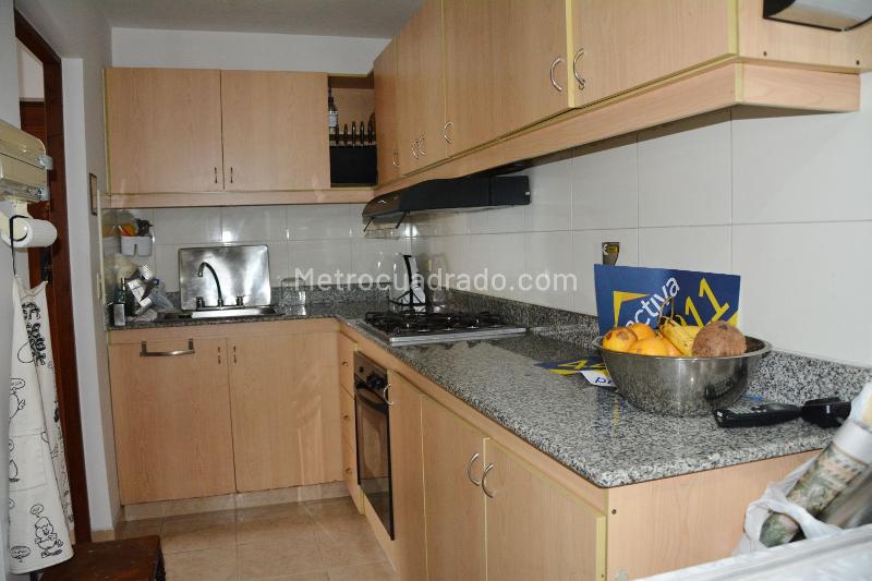 Apartamento de 3 Alcobas con Balcón en El Poblado Oviedo - 5