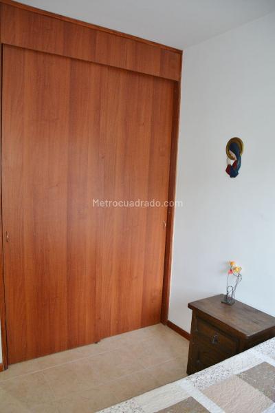 Apartamento de 3 Alcobas con Balcón en El Poblado Oviedo - 8