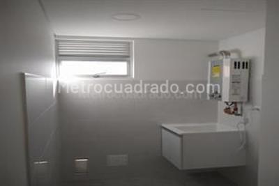 Apartaestudio en arriendo en Britalia Norte, Bogotá, 44 m² · foto 8 de 20