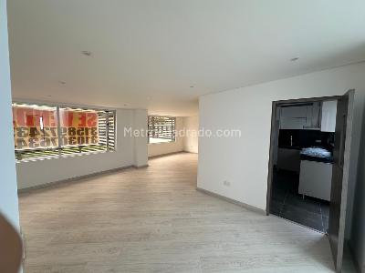 Casa de 4 alcobas en venta en Tierra Linda, Bogotá, 375 m² · foto 3 de 18