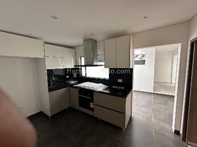 Casa de 4 alcobas en venta en Tierra Linda, Bogotá, 375 m² · foto 5 de 18